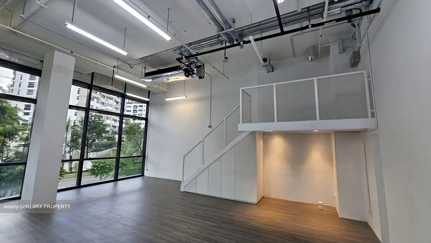 Woods Square (D25), Office #581148501